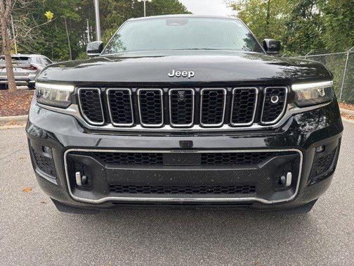2022 Jeep Grand Cherokee Overland