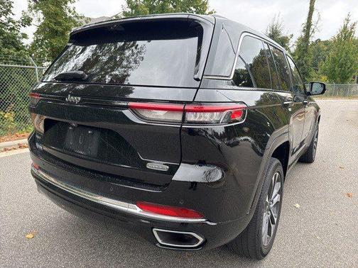 2022 Jeep Grand Cherokee Overland