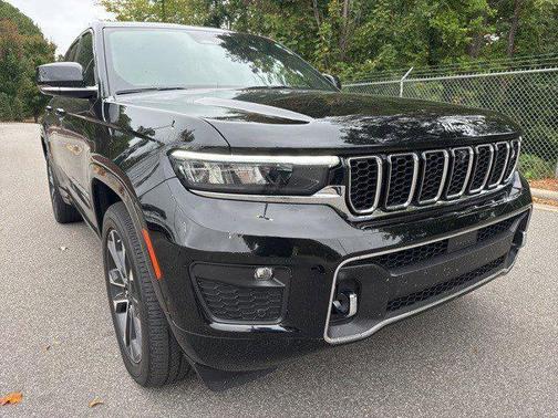 2022 Jeep Grand Cherokee Overland