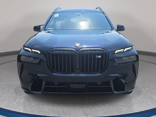 Carbon Black Metallic 2023 BMW X7 M60i