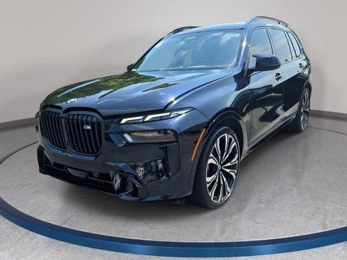 Carbon Black Metallic 2023 BMW X7 M60i
