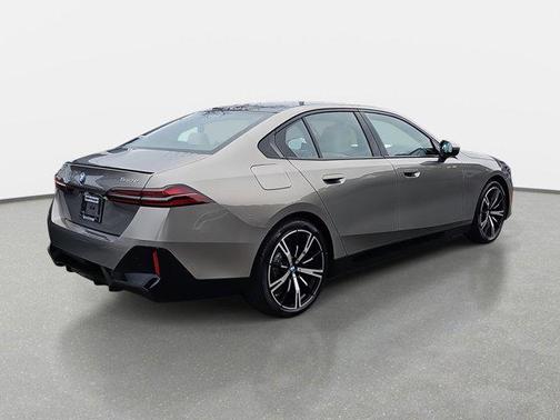 2026 BMW 550e xDrive