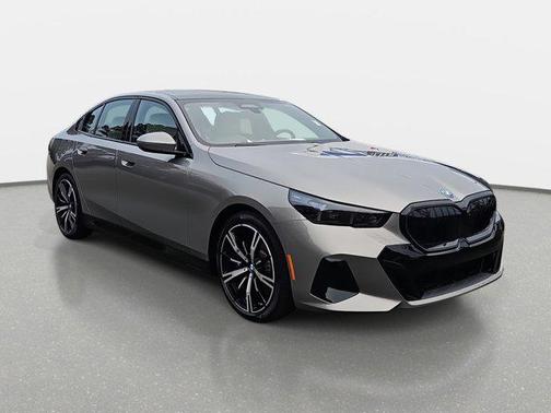 2026 BMW 550e xDrive