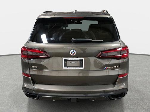 2023 BMW X5 M50i