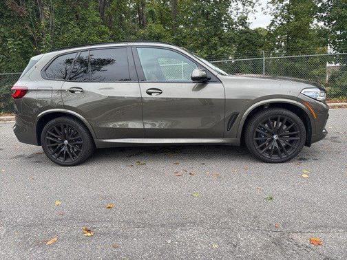 2023 BMW X5 M50i