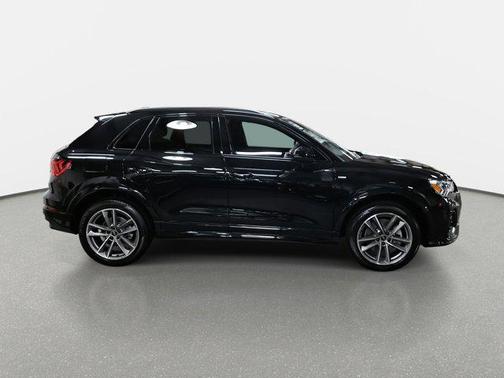 2023 Audi Q3 45 S line Premium Plus