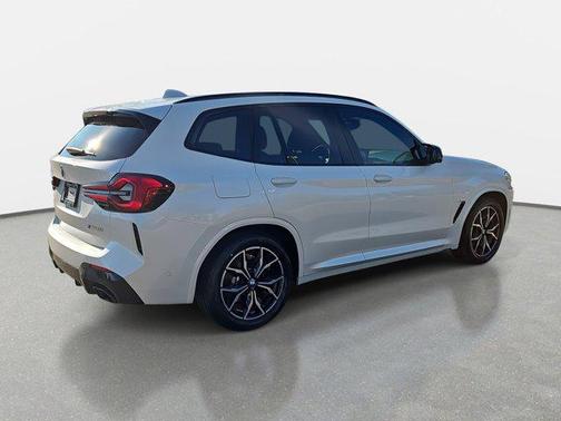2023 BMW X3 M40i