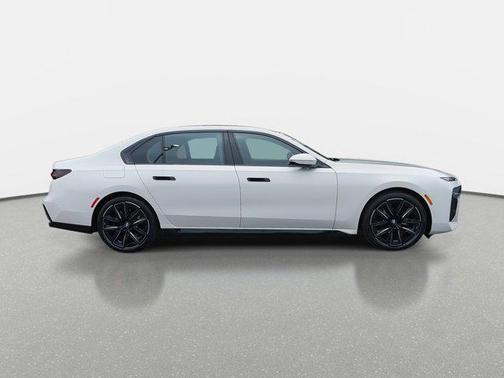 2024 BMW 740 i xDrive