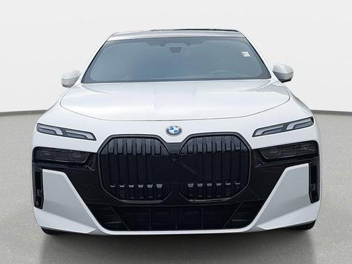 2024 BMW 740 i xDrive