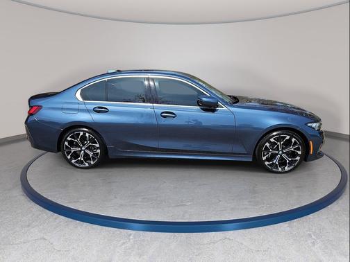 Arctic Race Blue Metallic 2025 BMW 330 330i