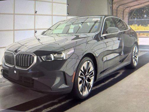 2024 BMW 540 i xDrive