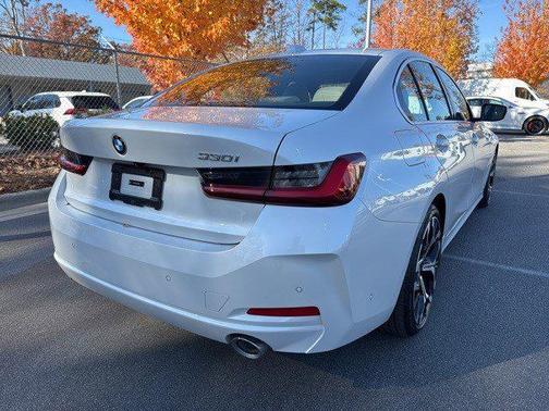 2025 BMW 330 330i