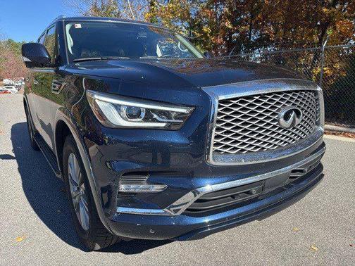 2021 INFINITI QX80 Luxe