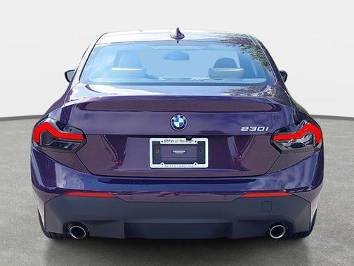 2022 BMW 230 i