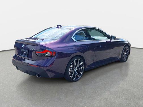 2022 BMW 230 i