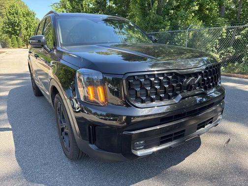 Ebony Black 2024 Kia Telluride SX Prestige X-Line