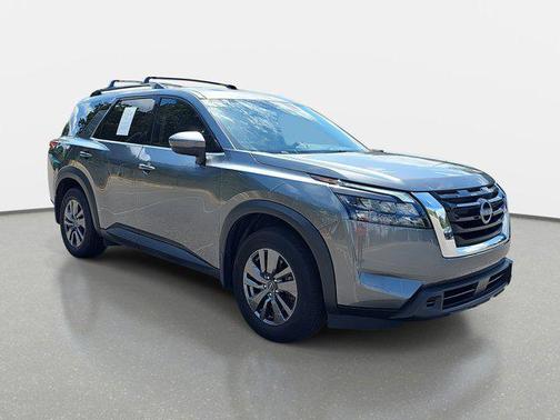 2024 Nissan Pathfinder SV 4WD