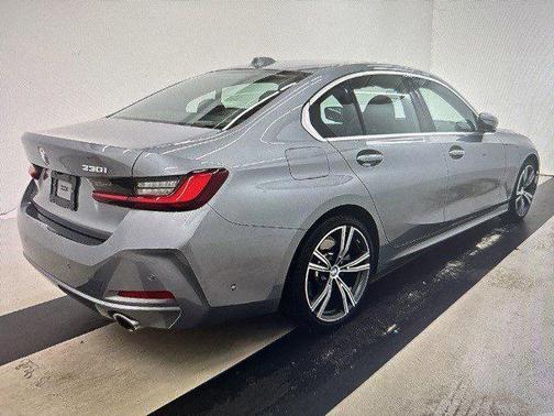 2024 BMW 330 i