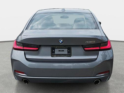 2024 BMW 330 330i Sedan