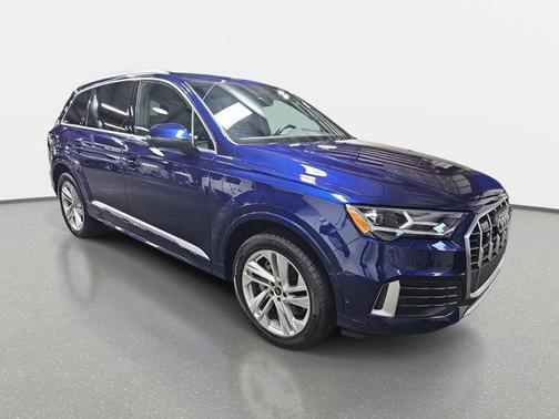 2021 Audi Q7 45 Premium Plus