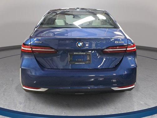 Phytonic Blue Metallic 2026 BMW 530 xDrive