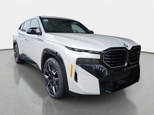 2023 BMW XM Base