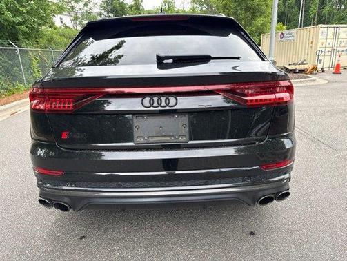 Mythos Black Metallic 2022 Audi SQ8 4.0T Prestige