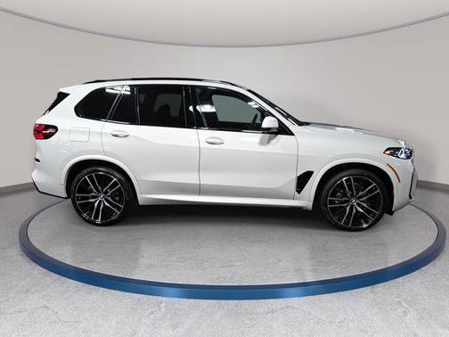 Alpine White 2026 BMW X5 xDrive40i