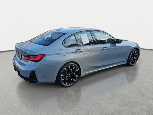 2025 BMW M340 M340i