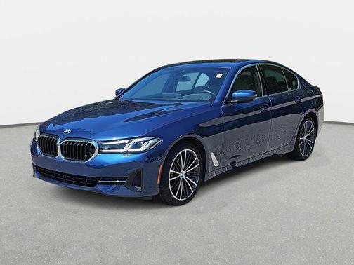 2022 BMW 530 i