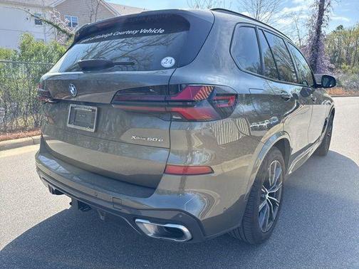 Manhattan Green Metallic 2026 BMW X5 PHEV xDrive50e