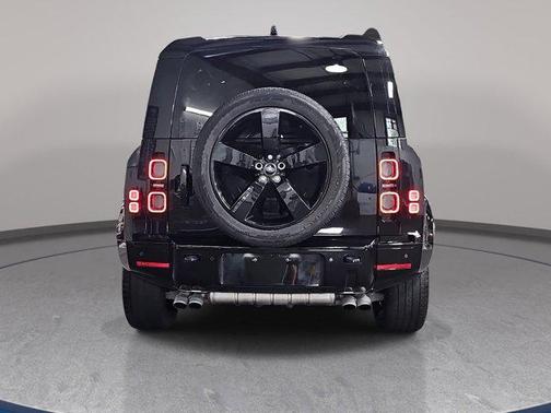 Santorini Black Metallic 2025 Land Rover Defender 110 V8