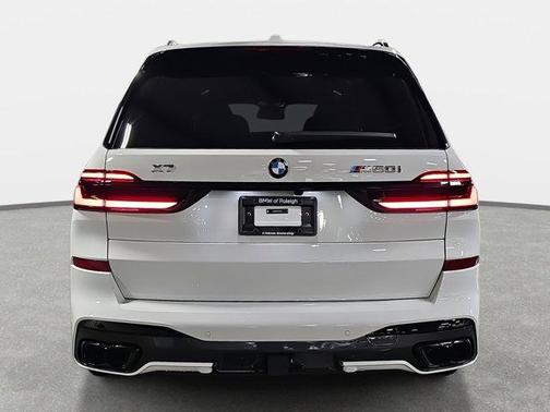 2026 BMW X7 M60i