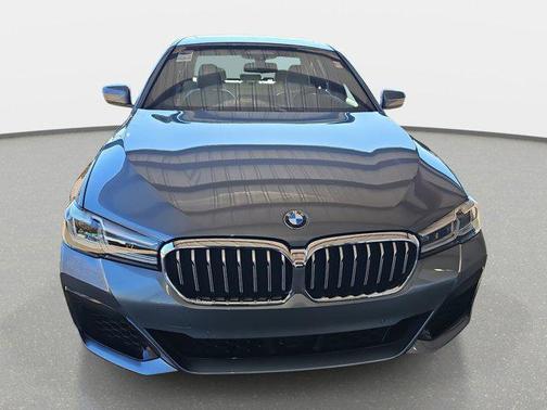 2022 BMW 540 i