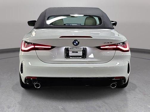 Alpine White 2026 BMW 430 i