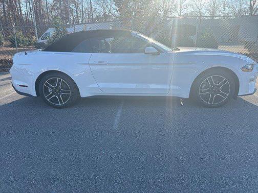 2023 Ford Mustang EcoBoost