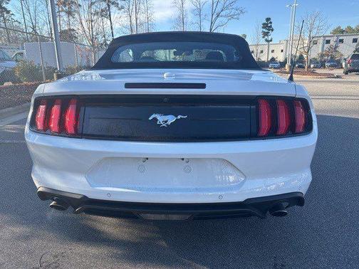 2023 Ford Mustang EcoBoost