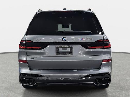 2026 BMW X7 M60i
