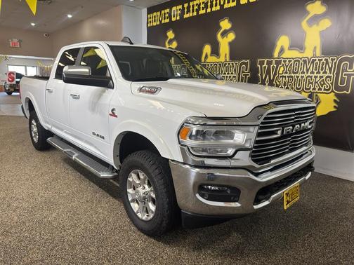 Bright White Clearcoat 2022 RAM 2500 Laramie