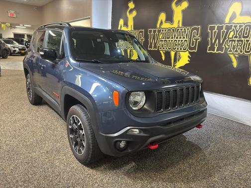 2023 Jeep Renegade Trailhawk