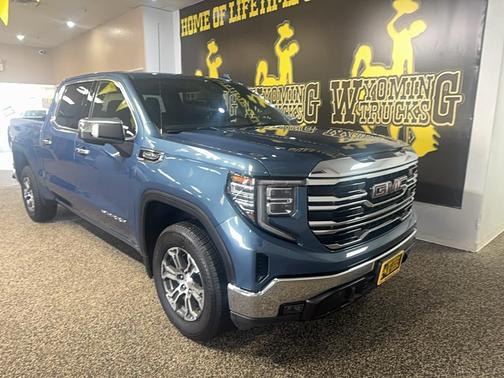 2024 GMC Sierra 1500 SLT