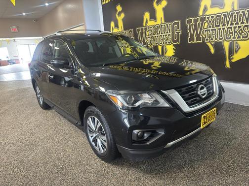 Magnetic Black Pearl 2019 Nissan Pathfinder SV