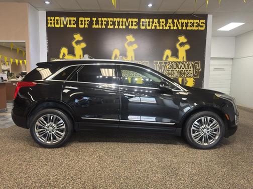 Stellar Black Metallic 2017 Cadillac XT5 Premium Luxury