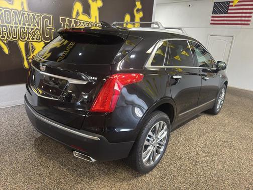 Stellar Black Metallic 2017 Cadillac XT5 Premium Luxury