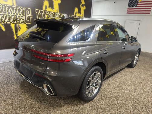 Makalu Gray 2025 Genesis GV70 2.5T