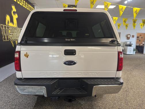 Oxford White 2014 Ford F-250 XLT