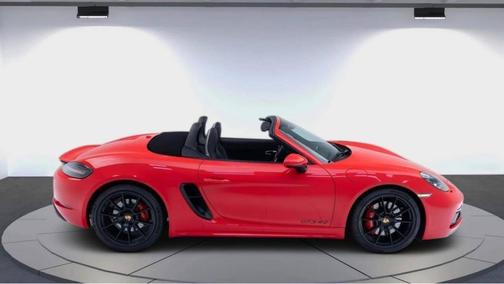 Guards Red 2022 Porsche 718 Boxster GTS 4.0