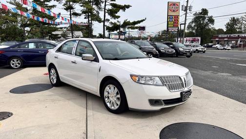2010 Lincoln MKZ Base