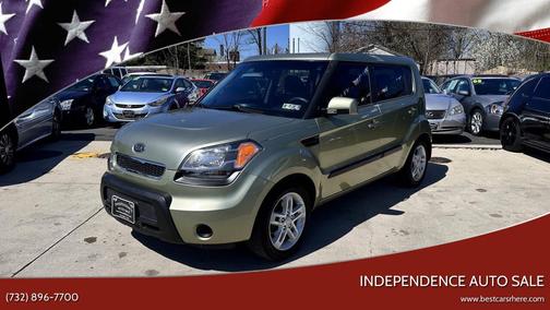 2011 Kia Soul +