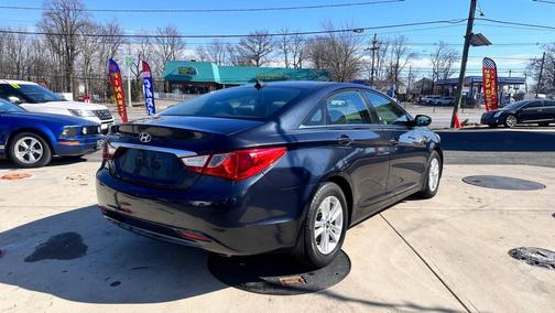 2013 Hyundai SONATA GLS